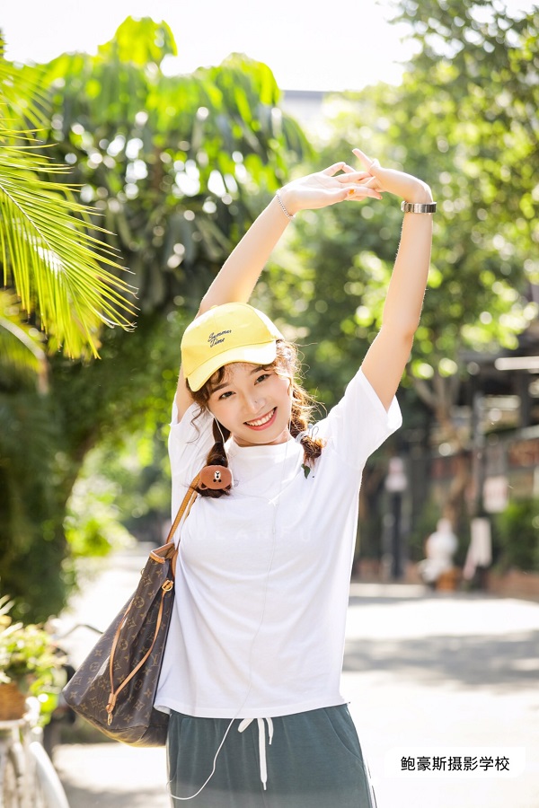 人像攝影技巧中的構圖方法和光線的運用方法都有哪些？