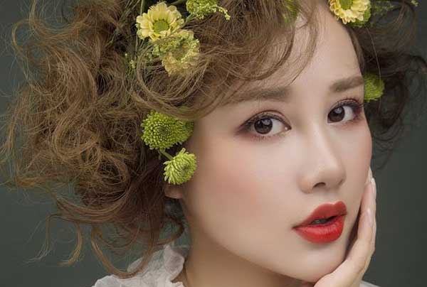 分享女生化妝的正確步驟與化妝實用小技巧