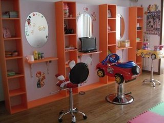 開(kāi)美發(fā)店